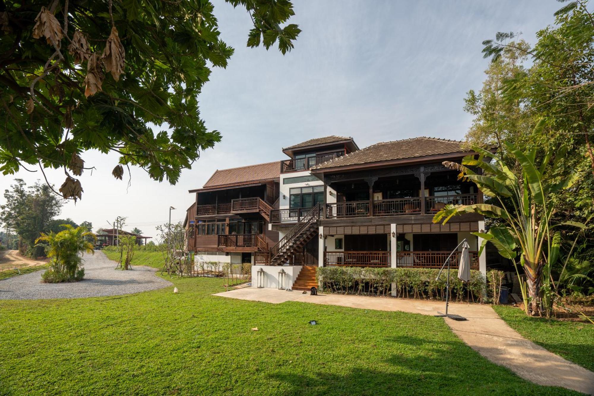 Akara House Sukhothai - Luxury Riverside Residence Esterno foto